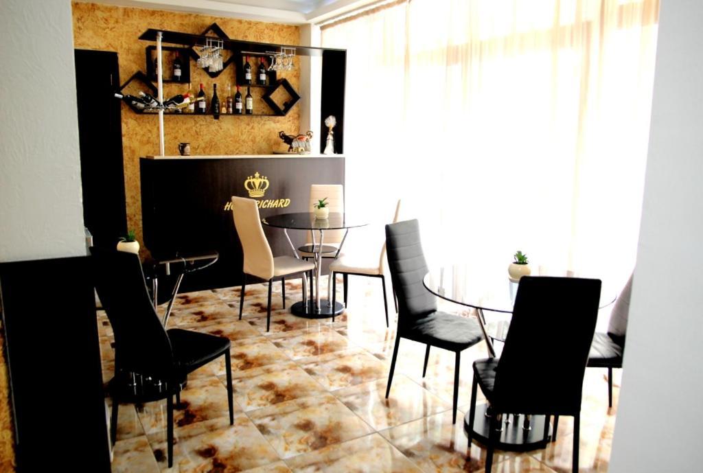Hotel Richard Tbilisi Exterior photo